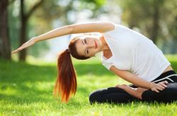 开云APP-马来西亚队险胜韩国队，黄鸭组合刷新纪录—羽坛新篇章的惊险序幕