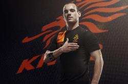 开云下载-冰冷主场燃起橘色火焰，布克30分盛宴助公牛力克深圳