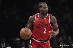 开云体育在线-爵士队在西部决赛中力克快船，将与篮网队争夺总冠军