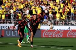 开云下载-欧洲杯争夺激烈愈演愈烈，球队实力不容小觑！