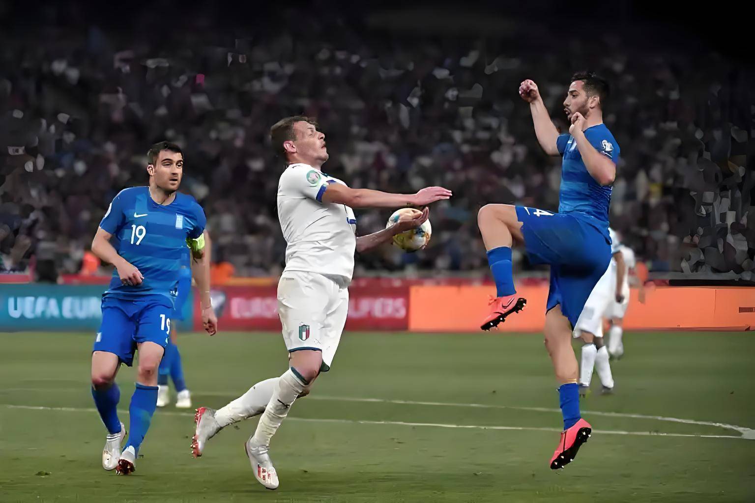 那不勒斯客场大败拉脱维亚，突遭溃败