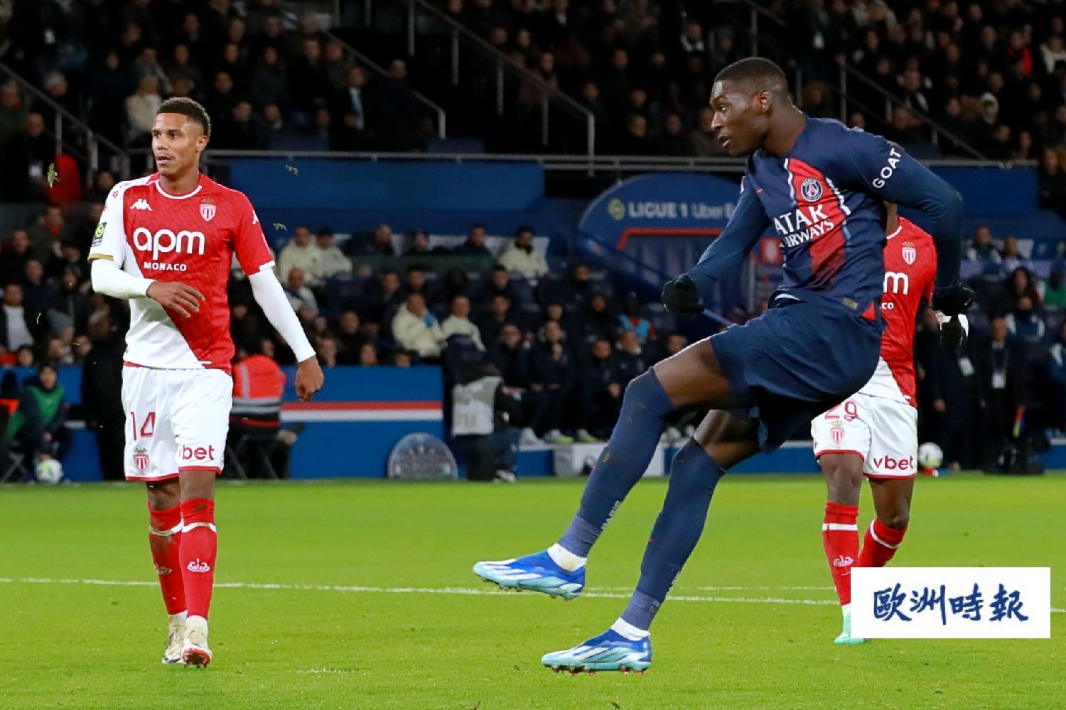 摩纳哥主场擒尼姆，延续连胜势头领跑积分榜的简单介绍