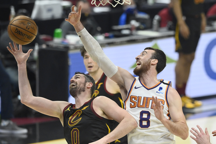 科尔多瓦险胜塞尔塔，取得关键三分