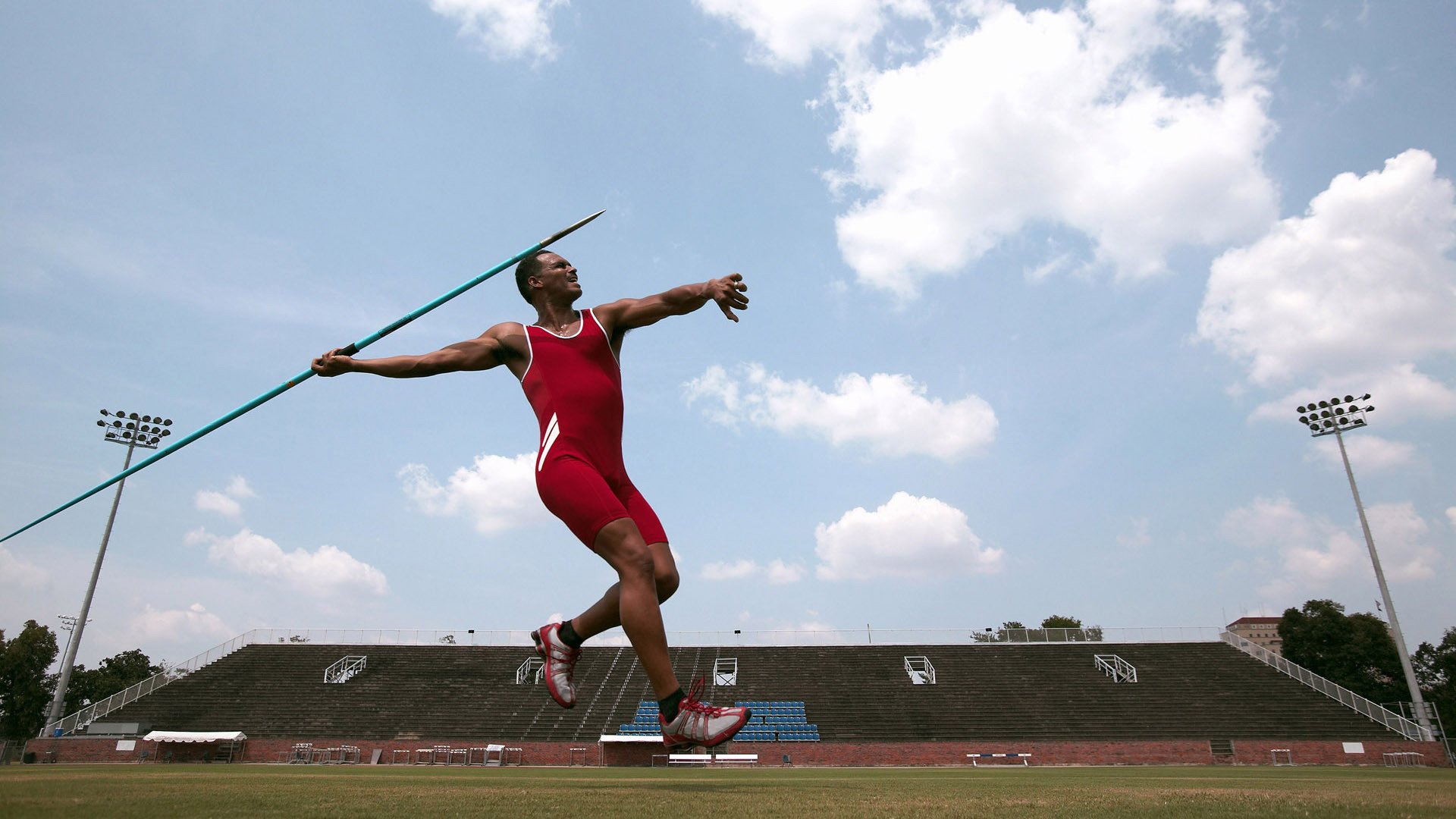 双面战场，从马里绝境求生到C罗的胜利法则
