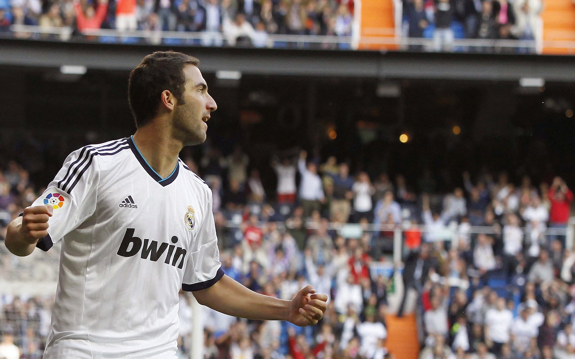 智利力克马赛，门迪惊艳四座，青春风暴席卷绿茵场